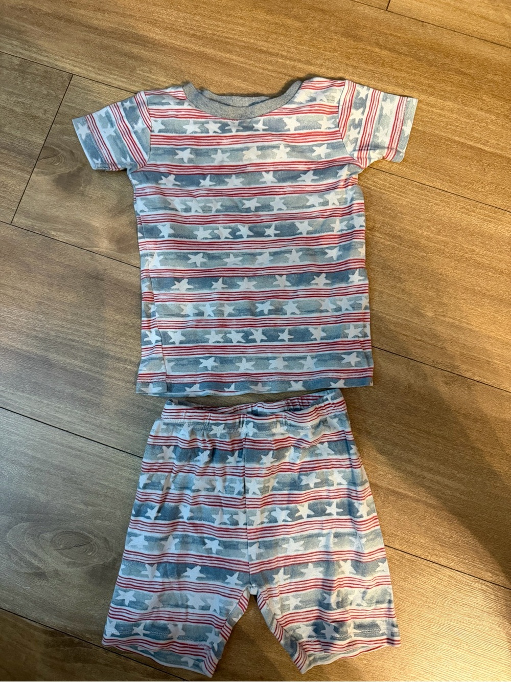 Children's Short Sleeve Star & Stripe Pajama Set - Gray & Red
